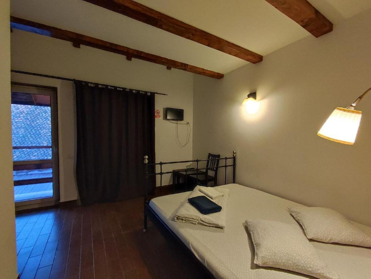 Scarlette Hotel Brasov Luaran gambar
