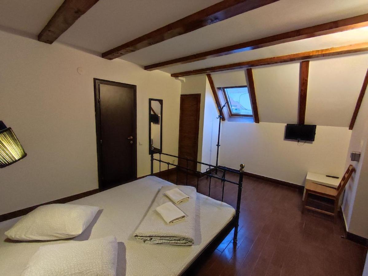 Scarlette Hotel Brasov Luaran gambar